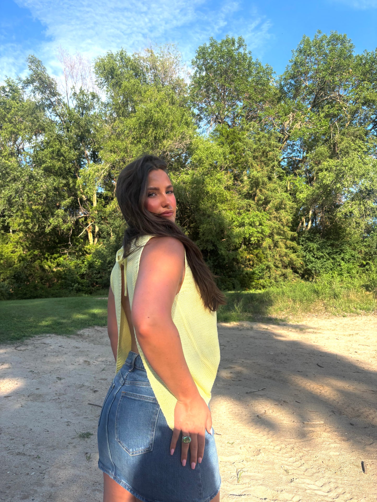 BUTTER YELLOW TOP